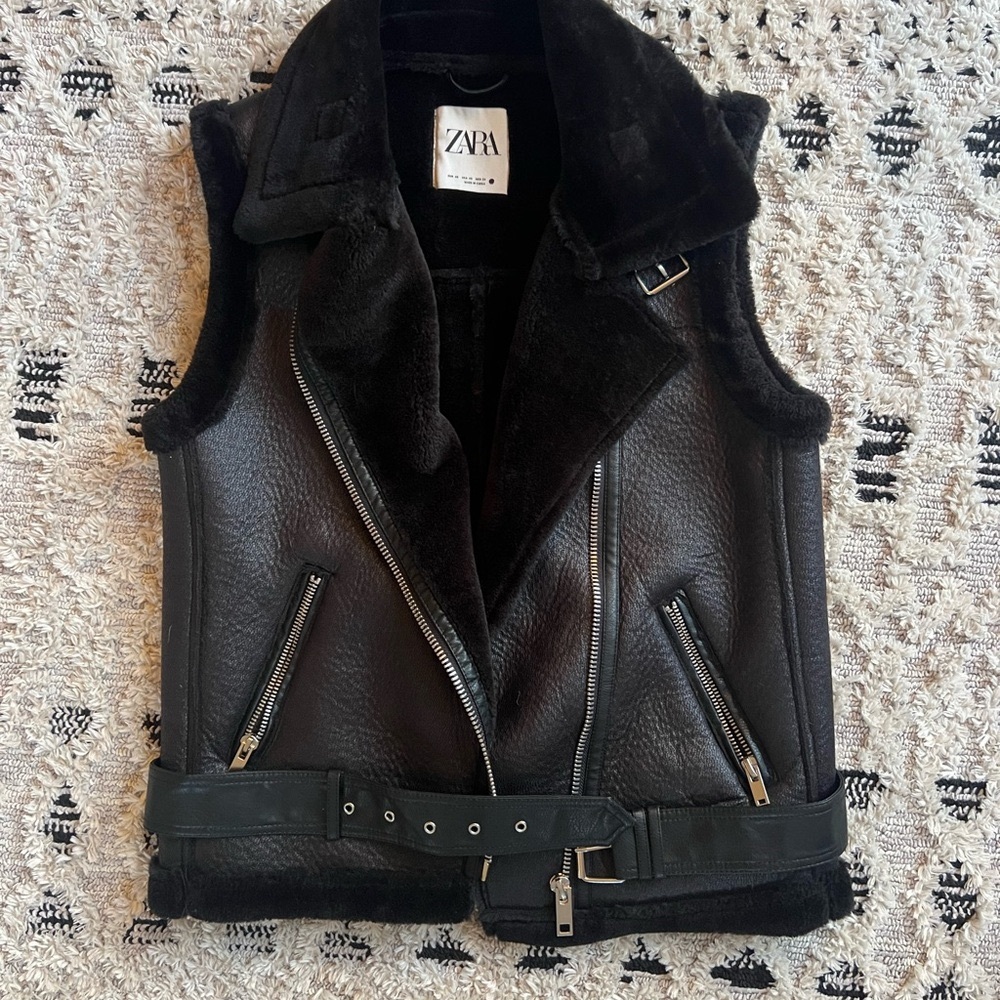 Zara Black Faux Leather XS moto boyfriend Vest